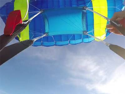 Faldskærmsudspring - Solospring