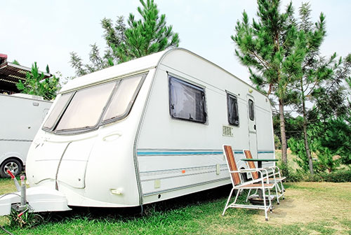 Campingvogn på campingplads